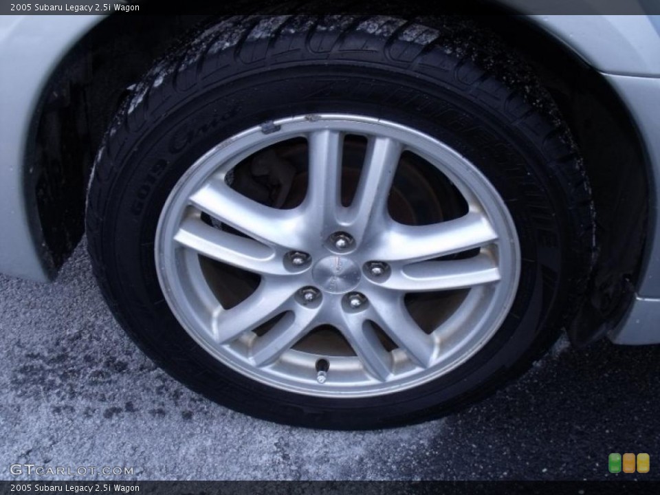 2005 Subaru Legacy 2.5i Wagon Wheel and Tire Photo #44761375