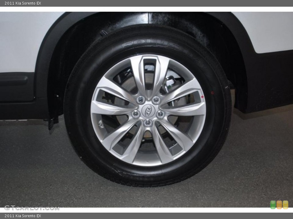 2011 Kia Sorento EX Wheel and Tire Photo #44876021