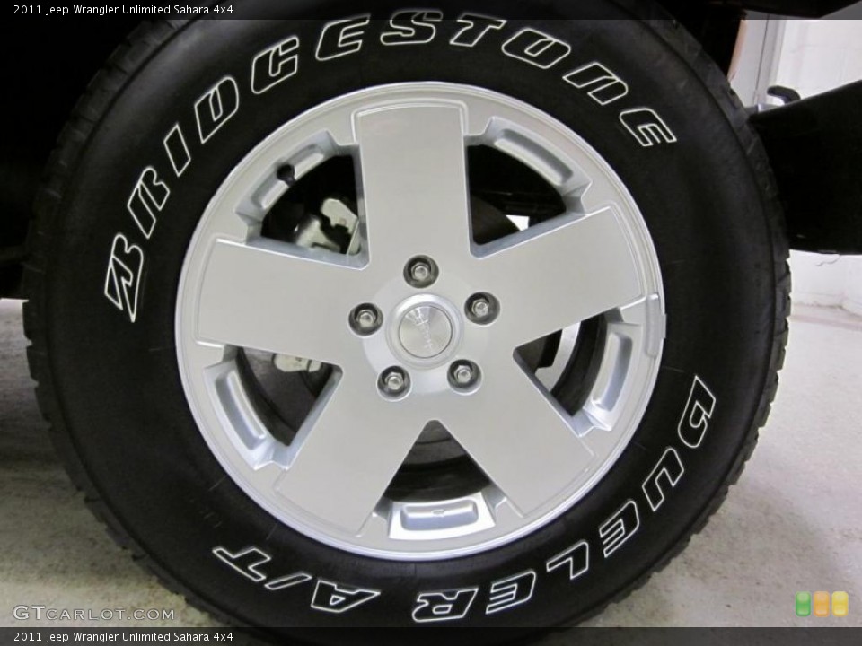 2011 Jeep Wrangler Unlimited Sahara 4x4 Wheel and Tire Photo #44892725