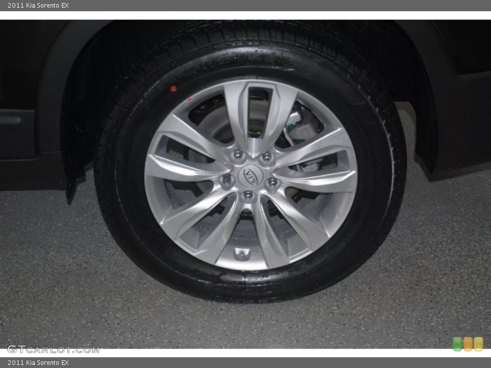 2011 Kia Sorento EX Wheel and Tire Photo #44898750