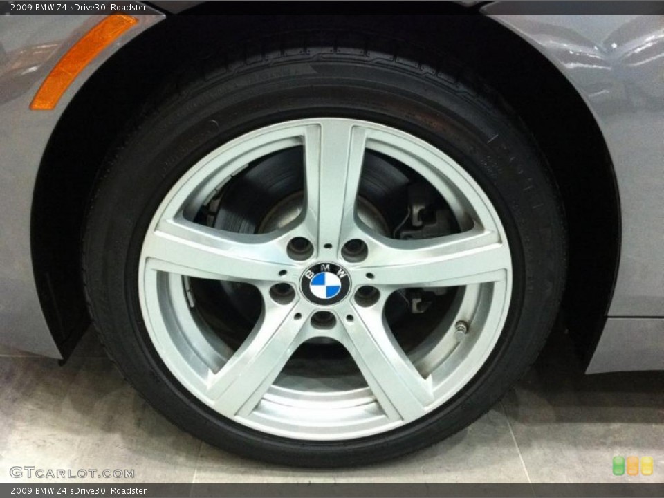 2009 BMW Z4 sDrive30i Roadster Wheel and Tire Photo #44967074