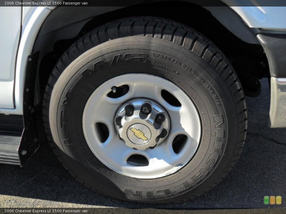 2006 Chevrolet Express LS 3500 Passenger van Wheel and Tire Photo #44975314