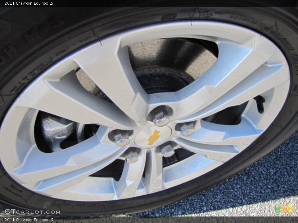 2011 Chevrolet Equinox LS Wheel and Tire Photo #44984758