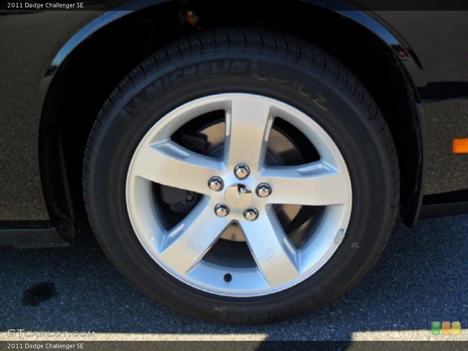2011 Dodge Challenger SE Wheel and Tire Photo #44989801