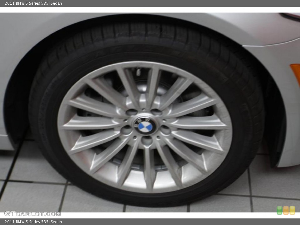 2011 BMW 5 Series 535i Sedan Wheel and Tire Photo #45019308