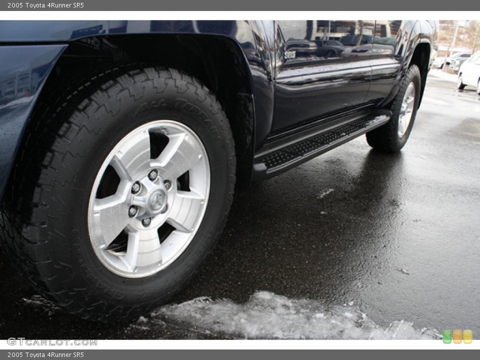 2005 Toyota 4Runner SR5 Wheel and Tire Photo #45060469