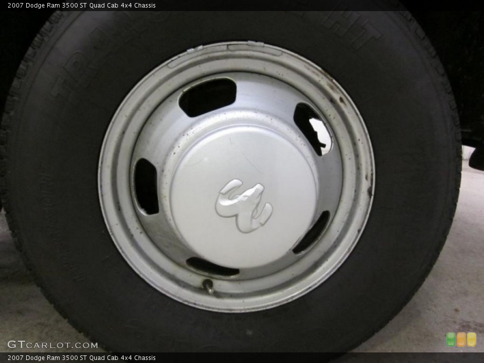 2007 Dodge Ram 3500 ST Quad Cab 4x4 Chassis Wheel and Tire Photo #45084316
