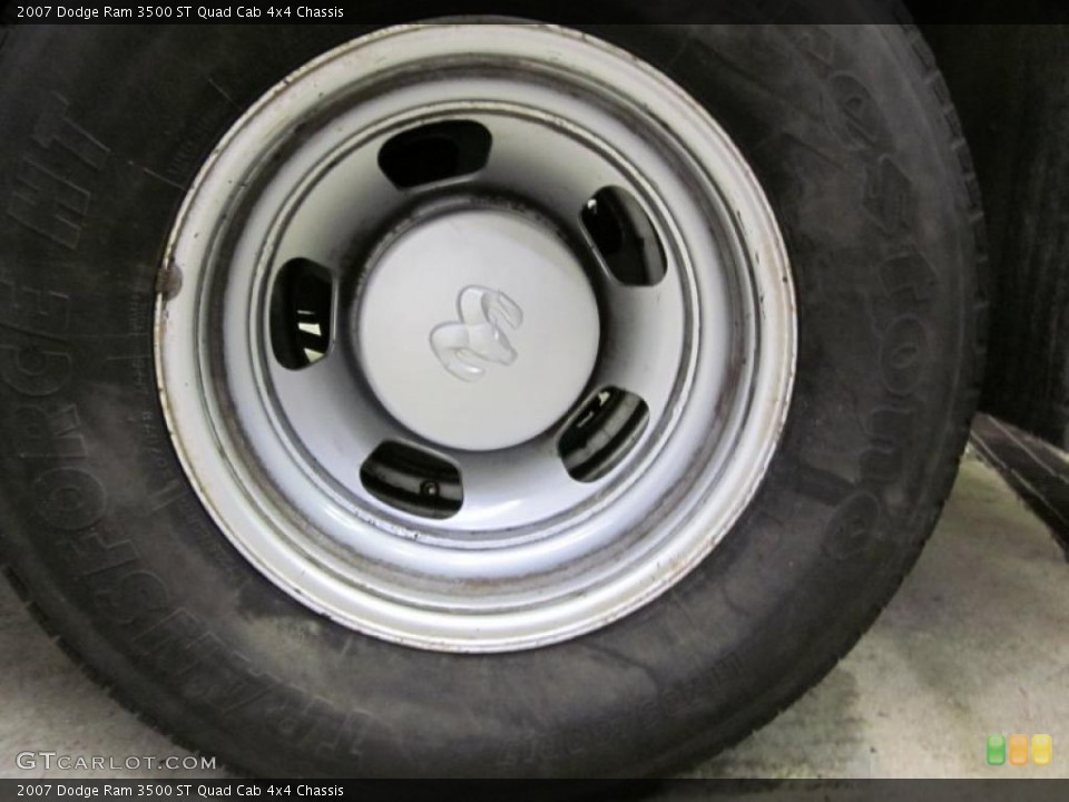 2007 Dodge Ram 3500 ST Quad Cab 4x4 Chassis Wheel and Tire Photo #45084341