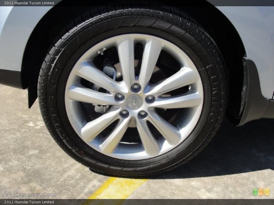 2011 Hyundai Tucson Limited Wheel and Tire Photo #45098506