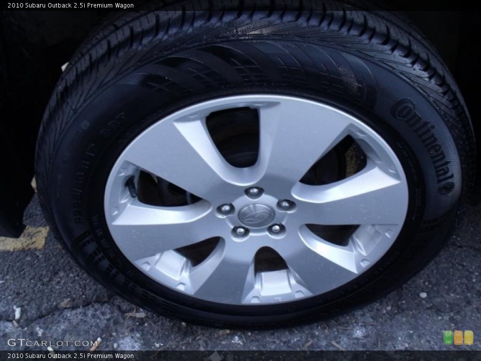 2010 Subaru Outback 2.5i Premium Wagon Wheel and Tire Photo #45124366