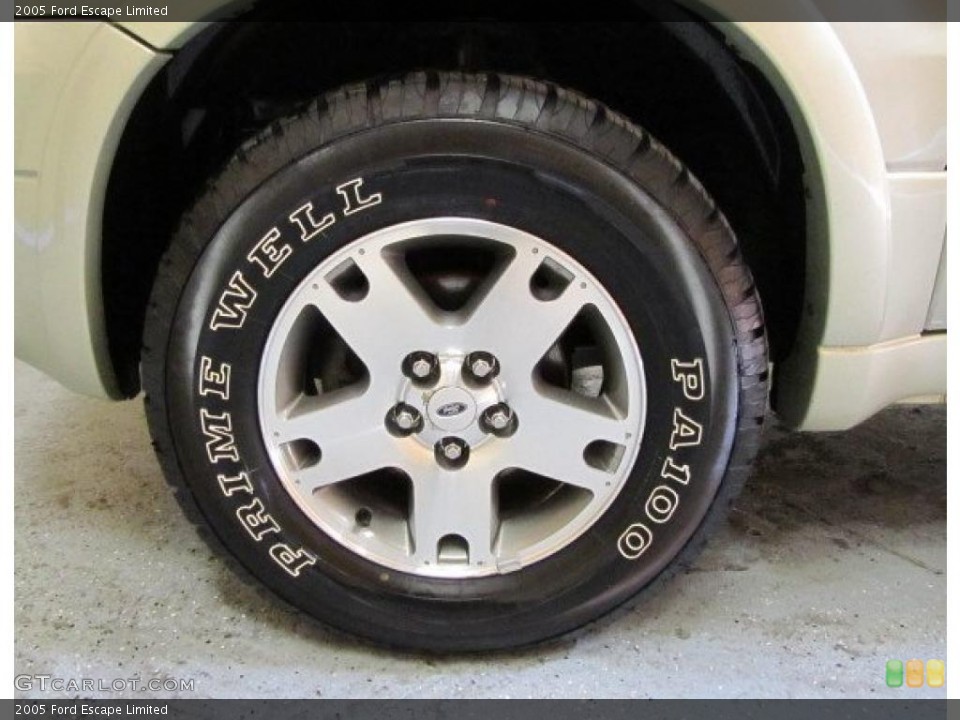 2005 Ford Escape Limited Wheel and Tire Photo #45126662