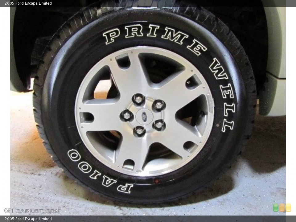 2005 Ford Escape Limited Wheel and Tire Photo #45126674
