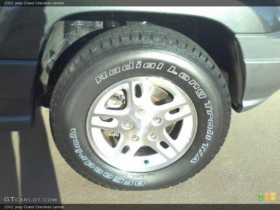 2002 Jeep Grand Cherokee Laredo Wheel and Tire Photo #45159796