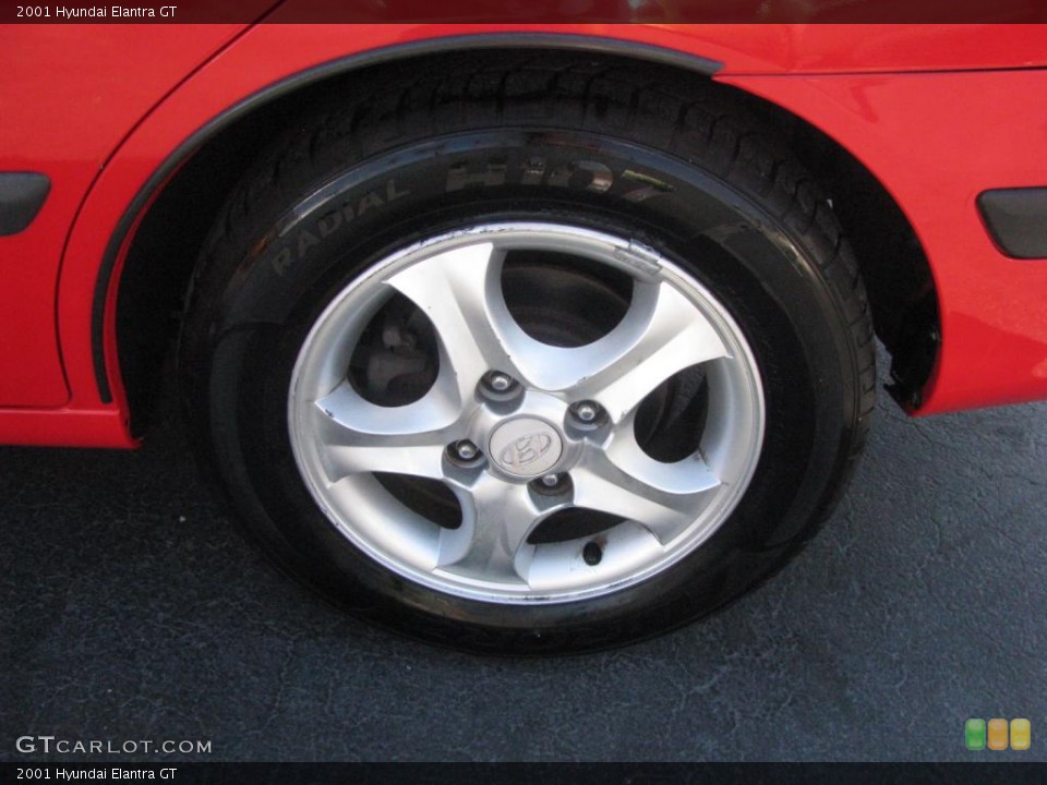 2001 Hyundai Elantra GT Wheel and Tire Photo #45160600
