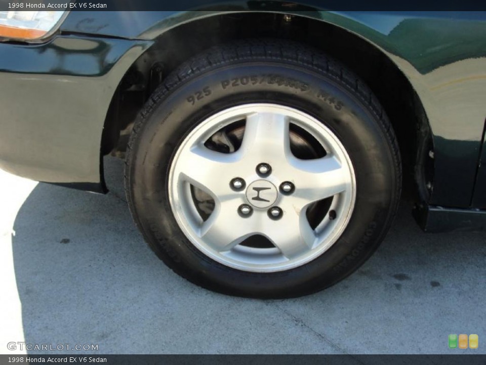 1998 Honda Accord EX V6 Sedan Wheel and Tire Photo #45214377