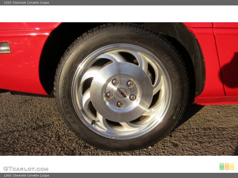 1993 Chevrolet Corvette Coupe Wheel and Tire Photo #45222585