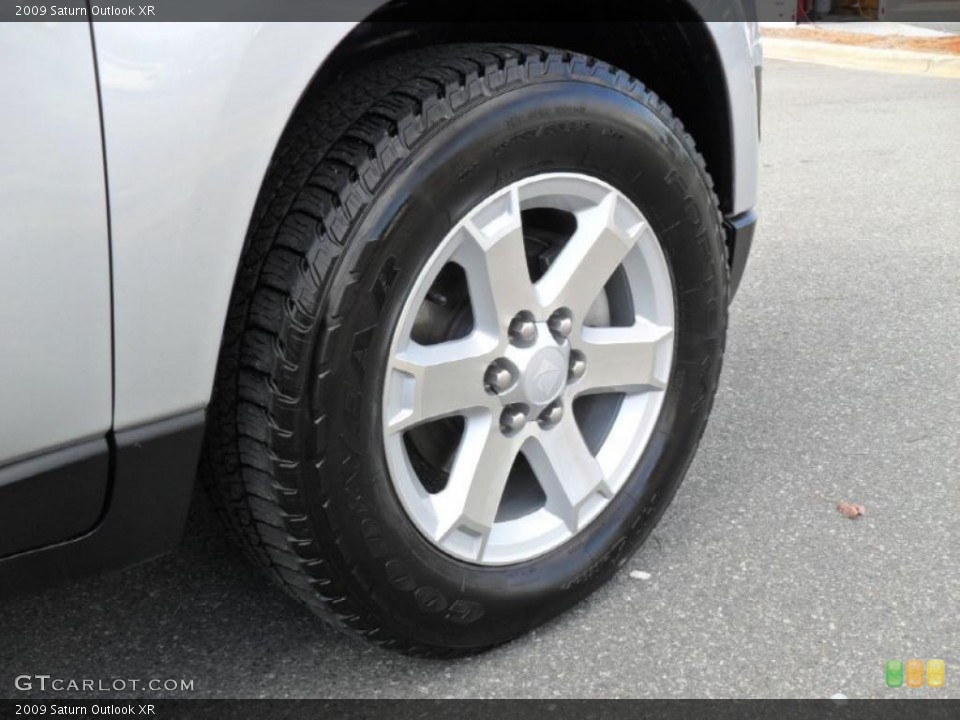 2009 Saturn Outlook XR Wheel and Tire Photo #45225093