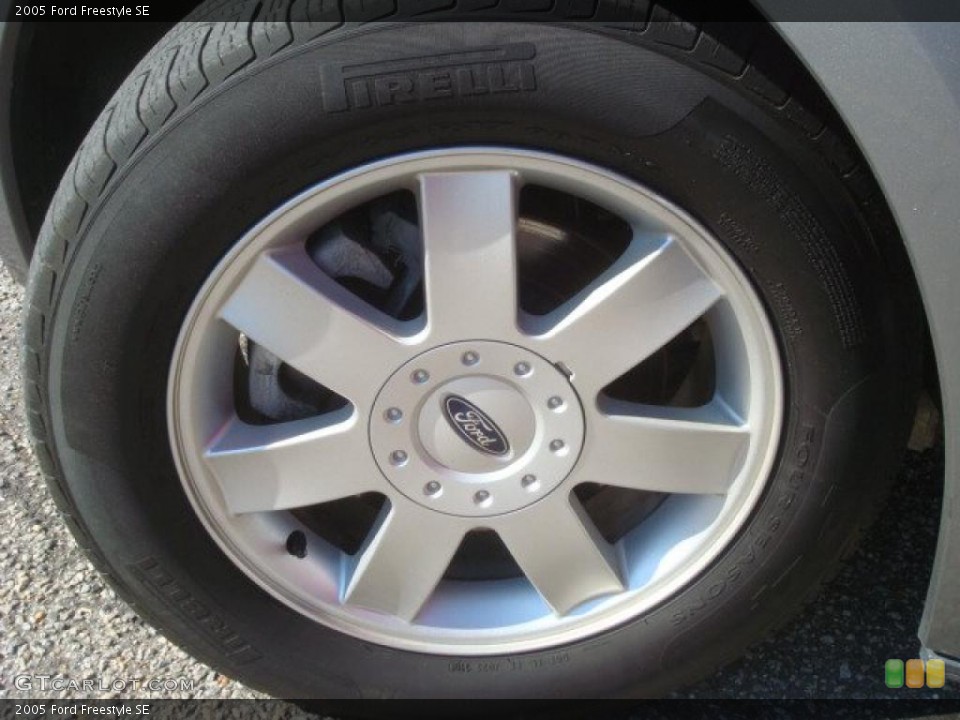 2005 Ford Freestyle SE Wheel and Tire Photo #45367027