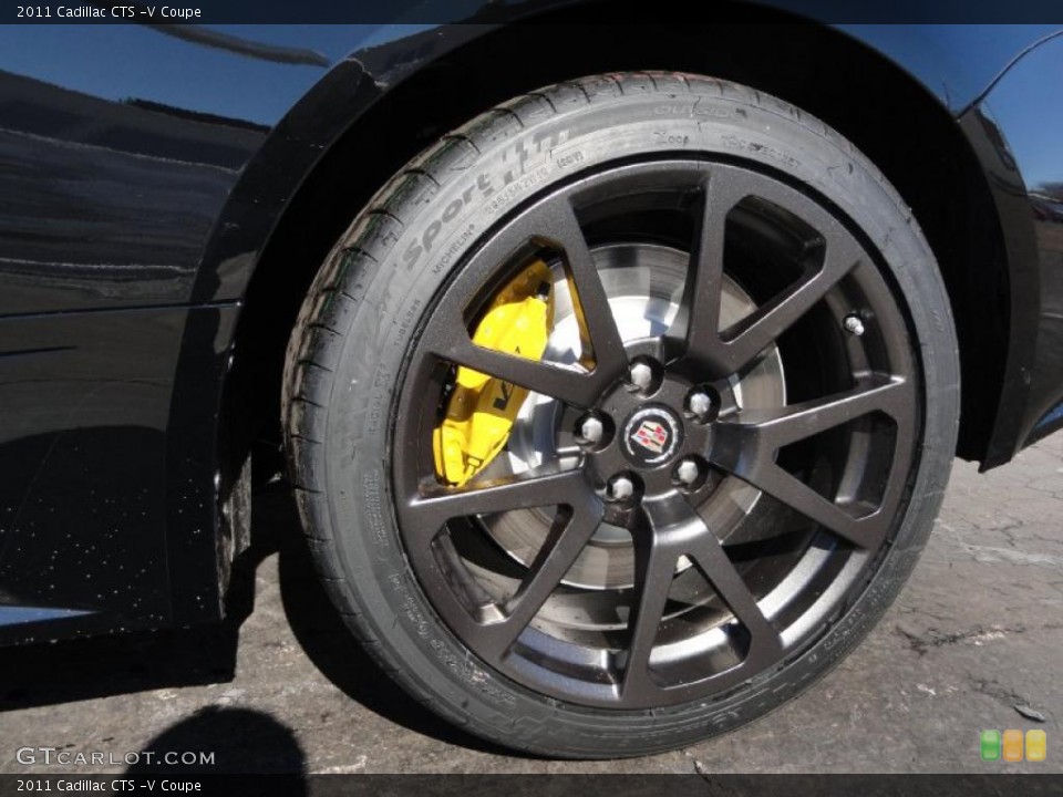 2011 Cadillac CTS -V Coupe Wheel and Tire Photo #45377413