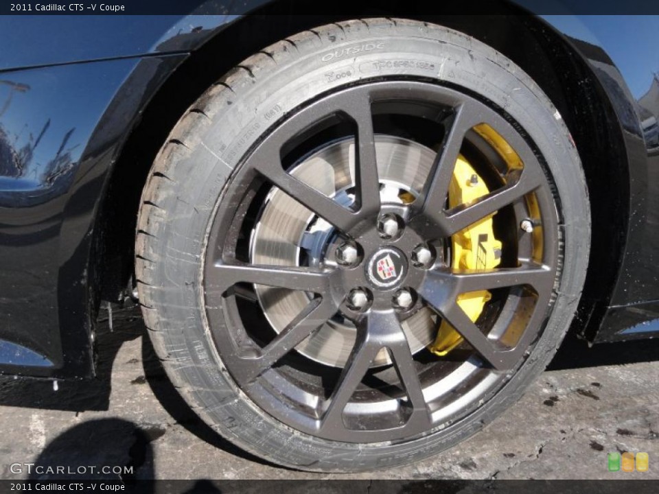 2011 Cadillac CTS -V Coupe Wheel and Tire Photo #45377417
