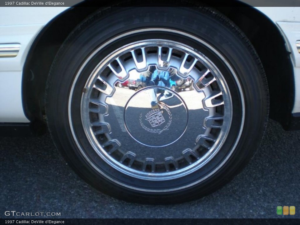 1997 Cadillac DeVille d'Elegance Wheel and Tire Photo #45419407