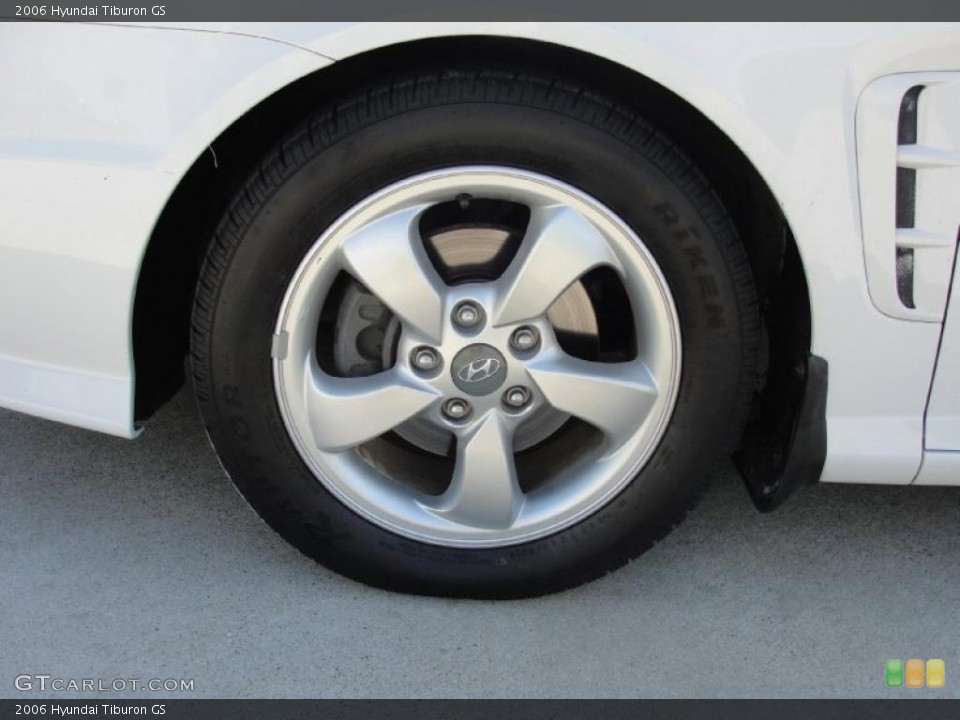 2006 Hyundai Tiburon GS Wheel and Tire Photo #45430559