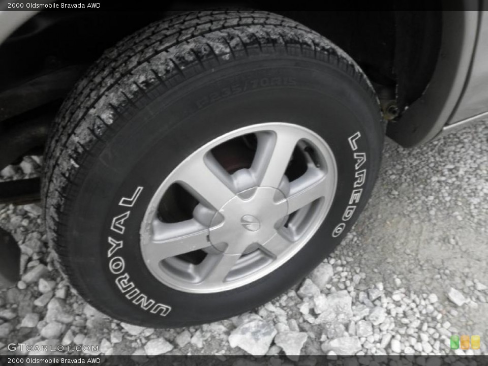 2000 Oldsmobile Bravada AWD Wheel and Tire Photo #45490268