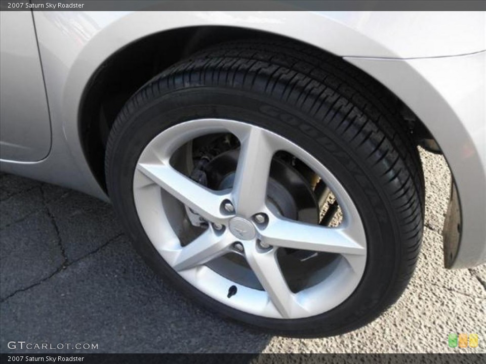 2007 Saturn Sky Roadster Wheel and Tire Photo #45490730