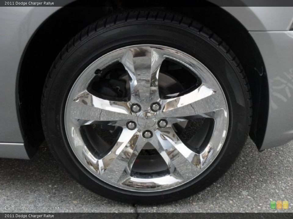 2011 Dodge Charger Rallye Wheel and Tire Photo #45548961