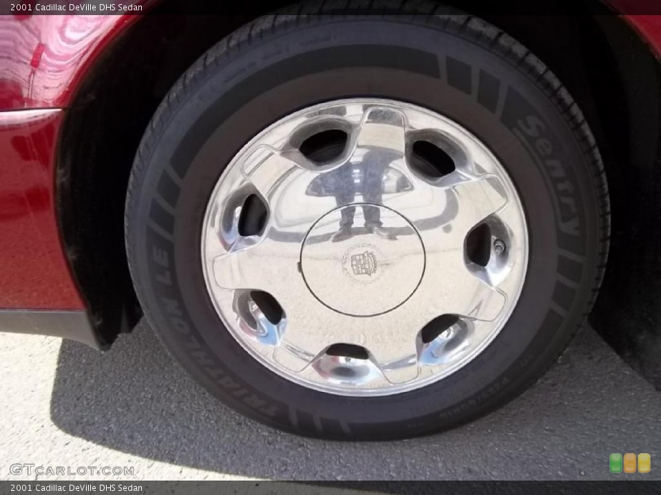 2001 Cadillac DeVille DHS Sedan Wheel and Tire Photo #45580575