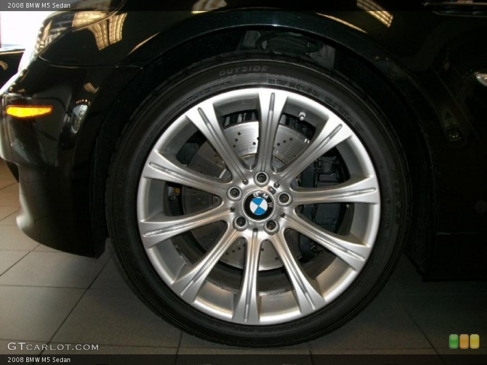 2008 BMW M5 Sedan Wheel and Tire Photo #45636471