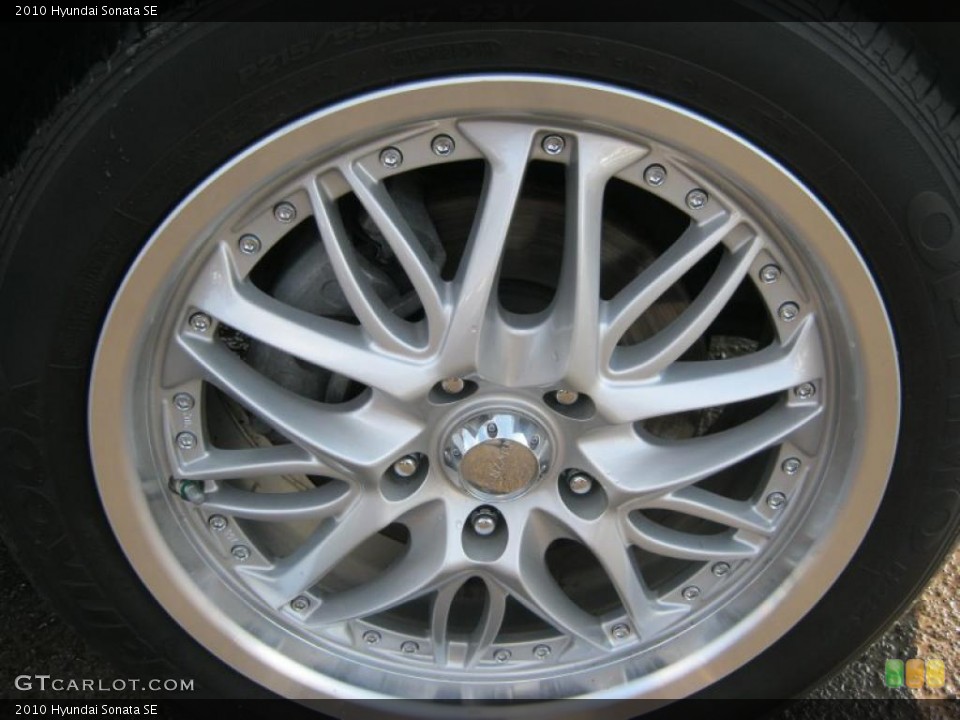 2010 Hyundai Sonata Custom Wheel and Tire Photo #45637128