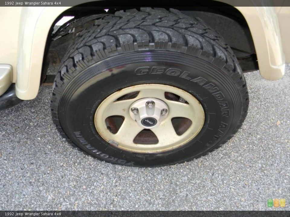 1992 Jeep Wrangler Sahara 4x4 Wheel and Tire Photo #45640006