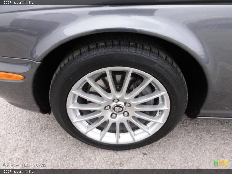 2007 Jaguar XJ XJ8 L Wheel and Tire Photo #45664596