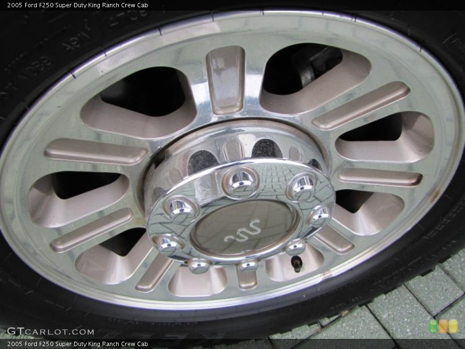 2005 Ford F250 Super Duty King Ranch Crew Cab Wheel and Tire Photo #45675004