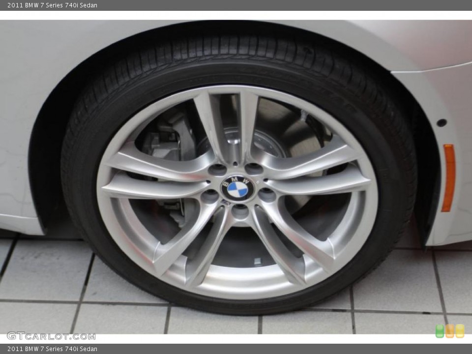 2011 BMW 7 Series 740i Sedan Wheel and Tire Photo #45678870
