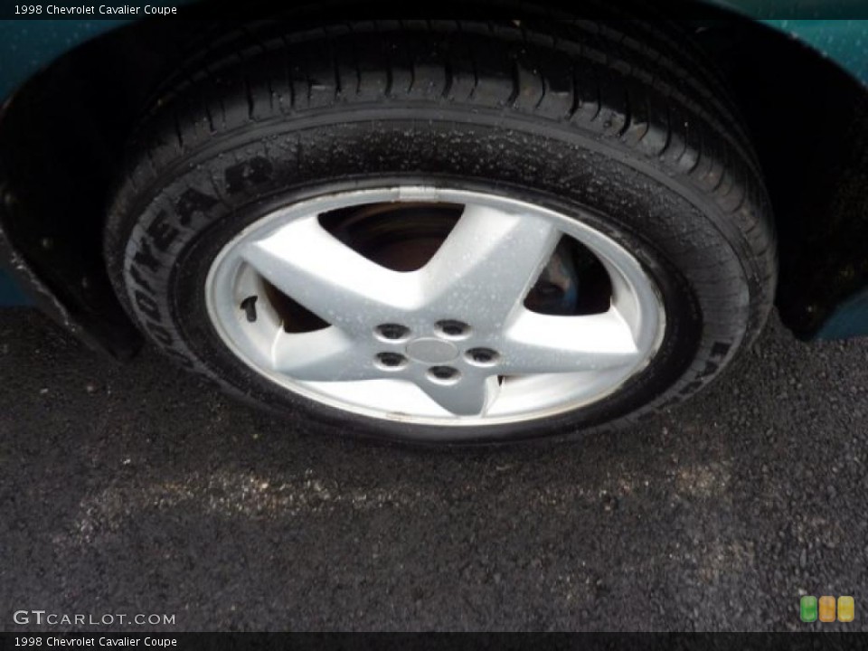1998 Chevrolet Cavalier Coupe Wheel and Tire Photo #45681620