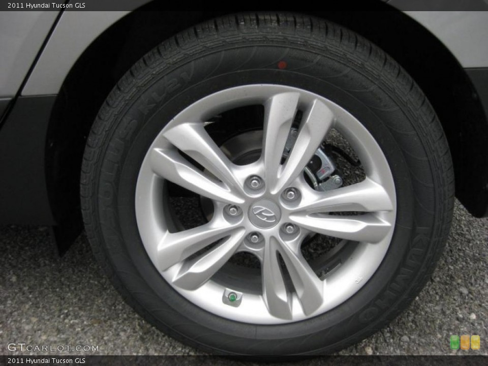 2011 Hyundai Tucson GLS Wheel and Tire Photo #45695401