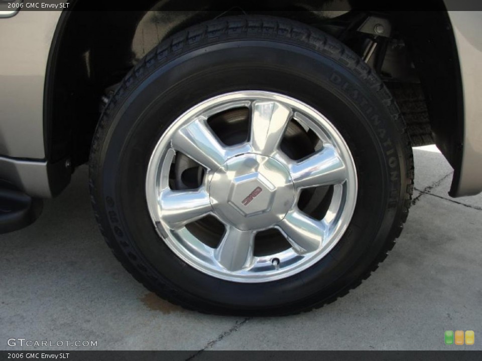 2006 GMC Envoy SLT Wheel and Tire Photo #45748786