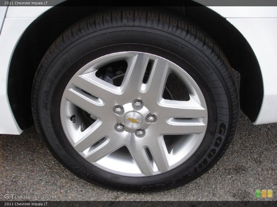 2011 Chevrolet Impala LT Wheel and Tire Photo 45752882
