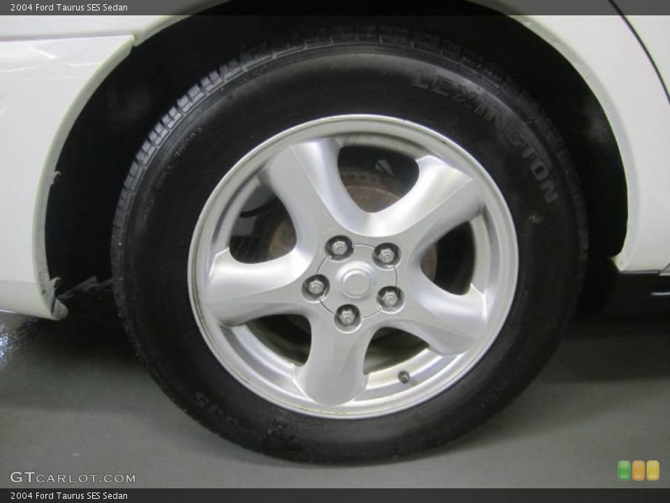 2004 Ford Taurus SES Sedan Wheel and Tire Photo #45763375