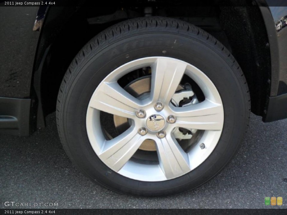 2011 Jeep Compass 2.4 4x4 Wheel and Tire Photo #45783754