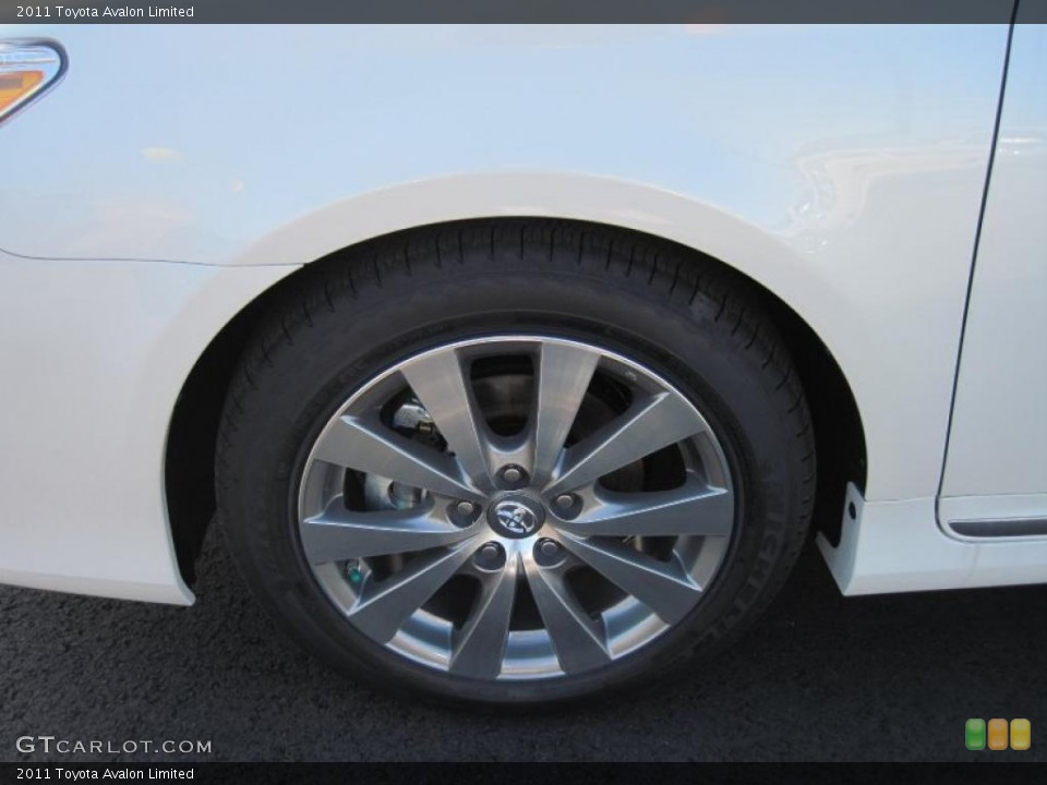 2011 Toyota Avalon Limited Wheel and Tire Photo #45800568