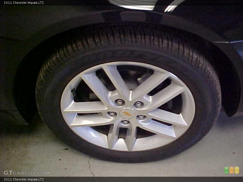 2011 Chevrolet Impala LTZ Wheel and Tire Photo #45822897