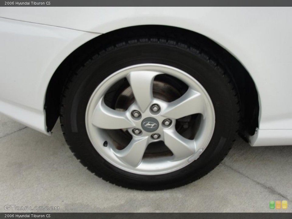2006 Hyundai Tiburon GS Wheel and Tire Photo #45877568