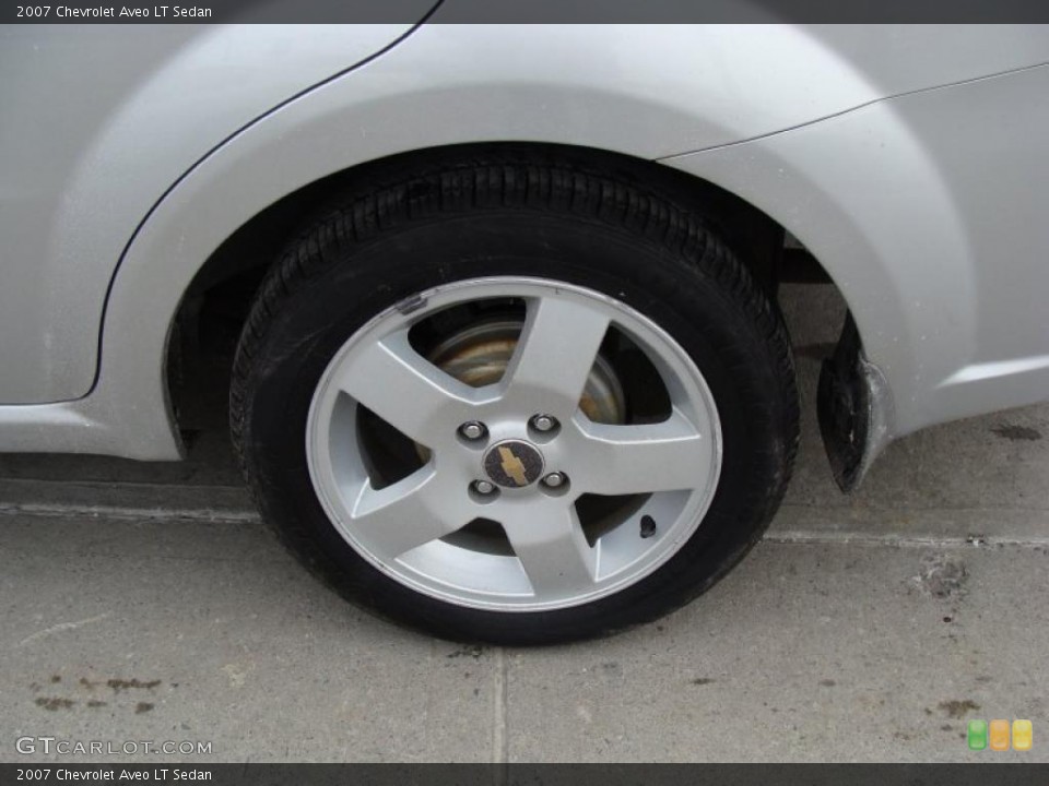 2007 Chevrolet Aveo LT Sedan Wheel and Tire Photo #45932364