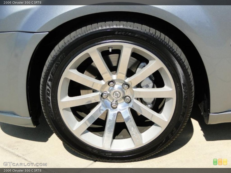 2006 Chrysler 300 C SRT8 Wheel and Tire Photo #45988115