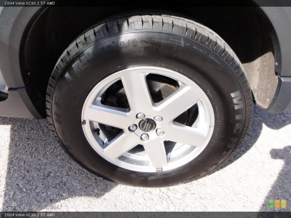 2004 Volvo XC90 2.5T AWD Wheel and Tire Photo #46002469