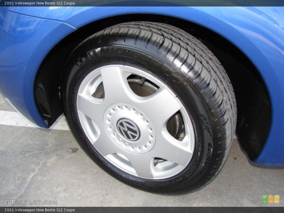 2001 Volkswagen New Beetle GLS Coupe Wheel and Tire Photo #46011307