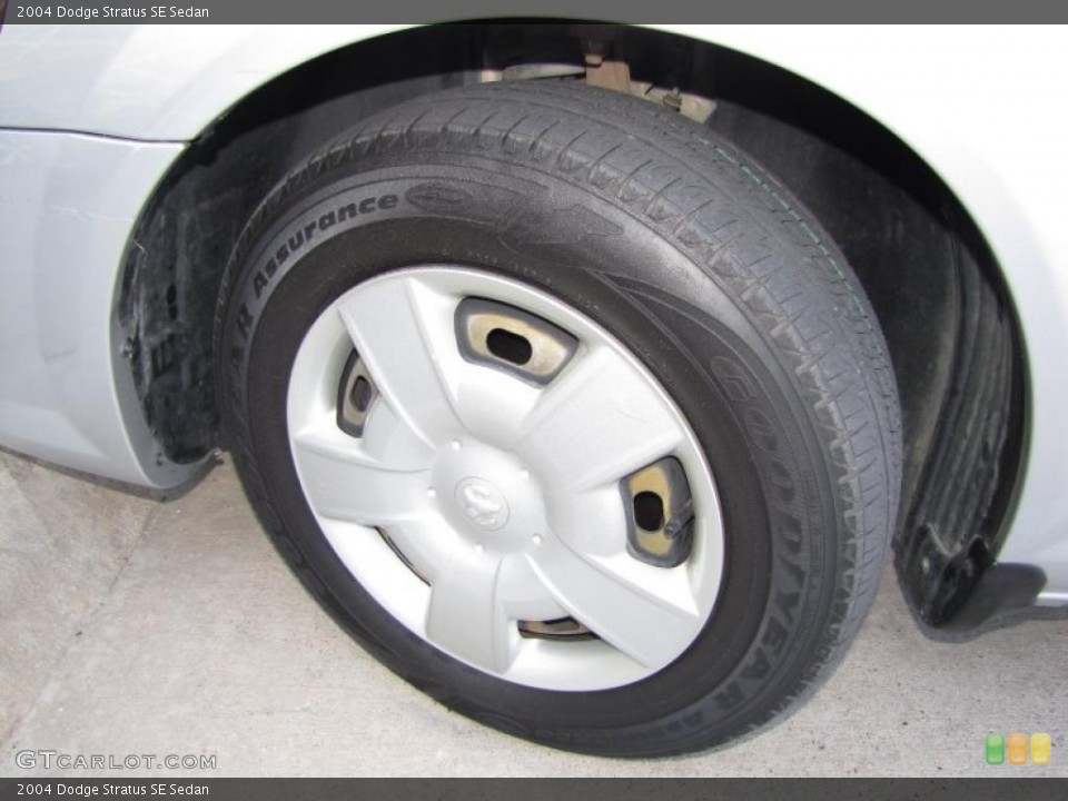 2004 Dodge Stratus SE Sedan Wheel and Tire Photo #46011838